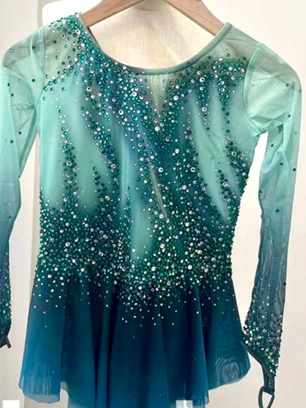 New Green Crystal Figure Skating Dress Approx. Girls 8–10